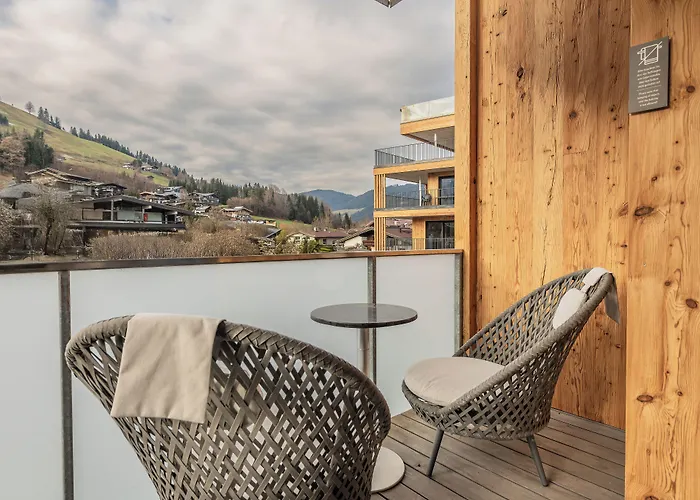 Alpenparks Hotel & Apartment Taxacher